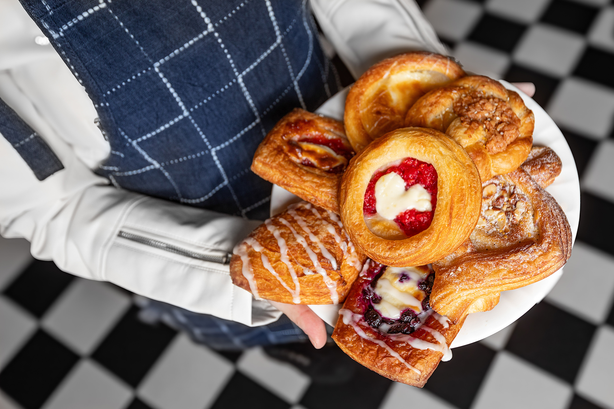 About — Goose Feathers Cafe & Bakery